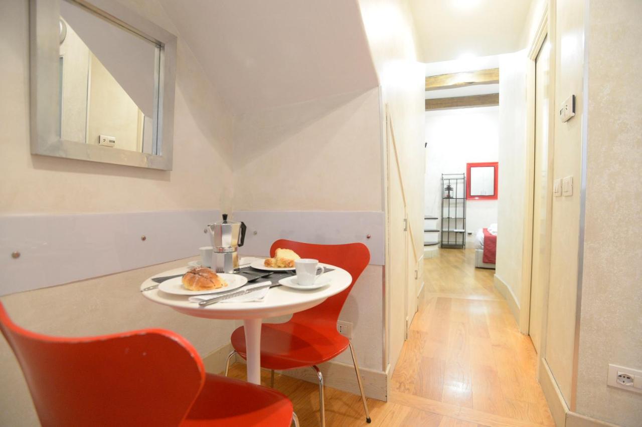La Casa Degli Osti 1 - Piazza Navona Lägenhet Rom Exteriör bild